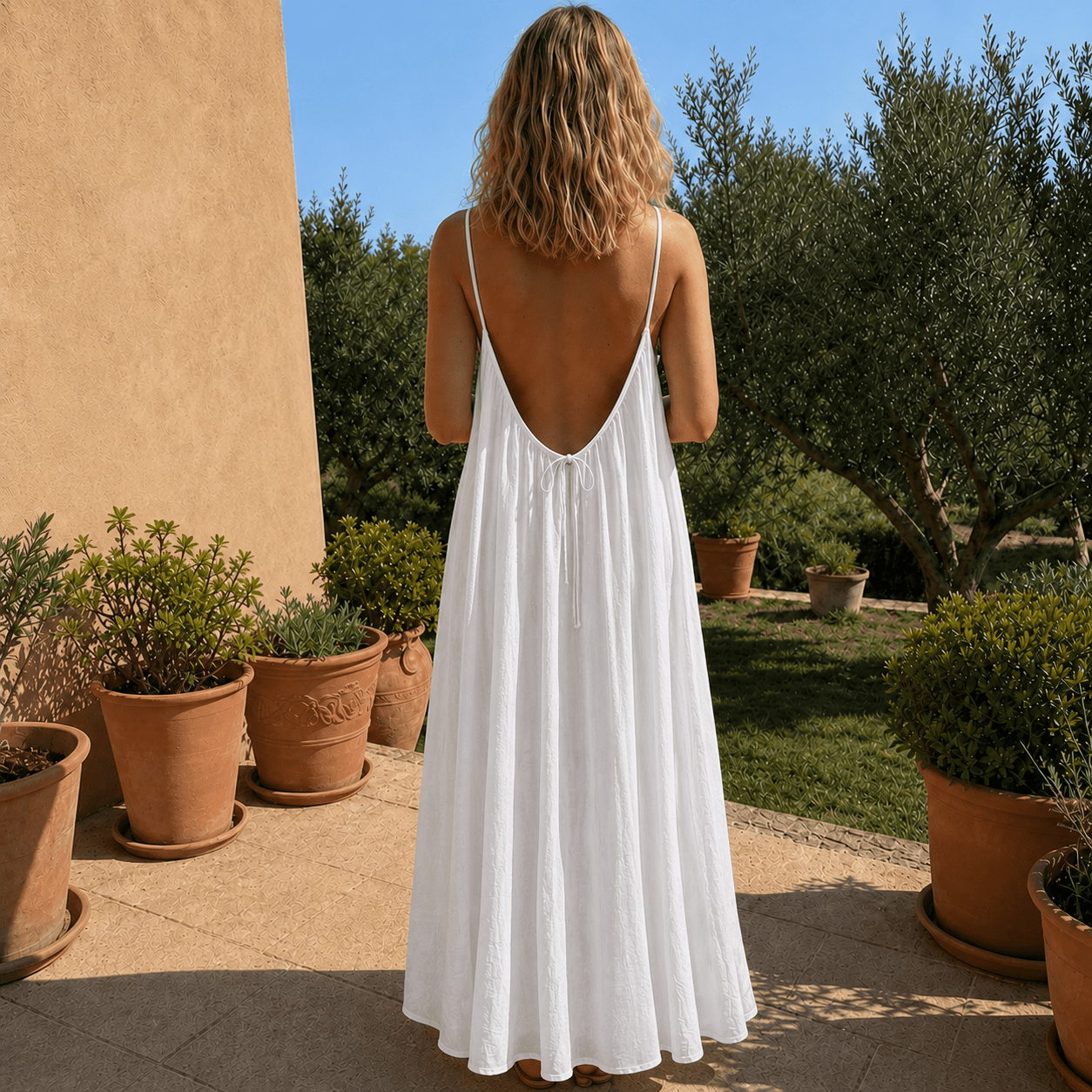 Nuance – Kleid mit offenem Rücken